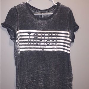 Tommy Hilfiger t shirt